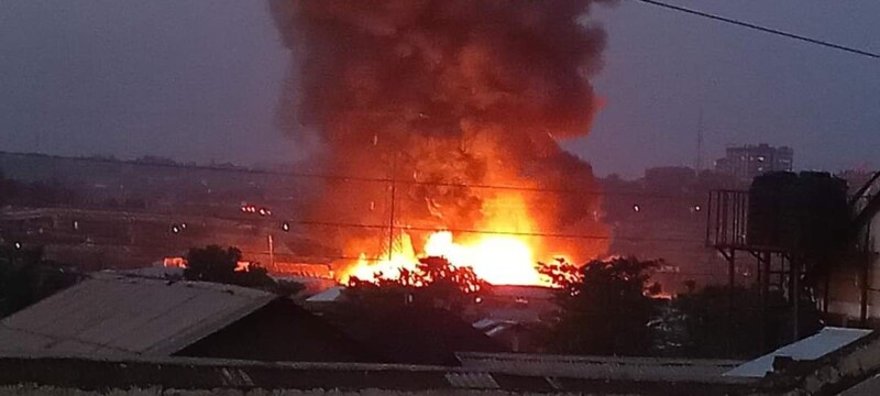 fire-in-kamwokya-4c3a6336