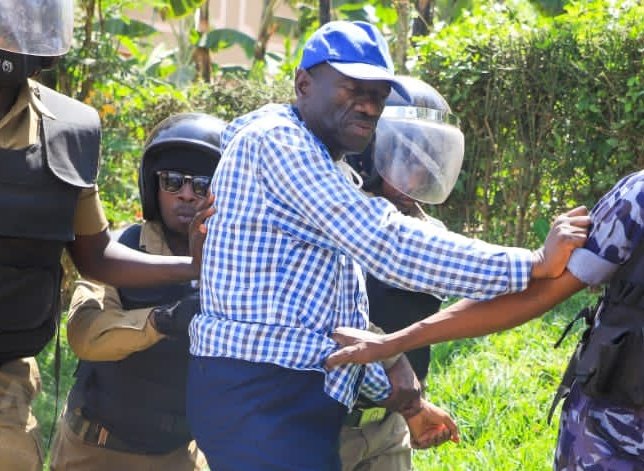 besigye-12.05.22-aca1a070